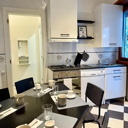 Sarhome Apartment Rome
