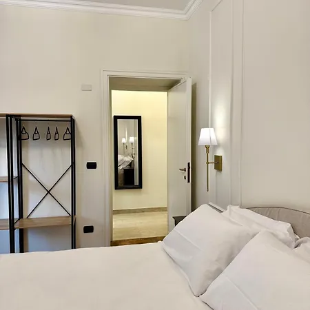 Sarhome アパート ローマ